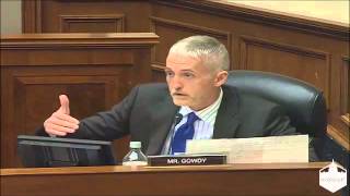 Trey slams DHS it's a no brainer "literally !" watch this lady's dumbfounded look !!!