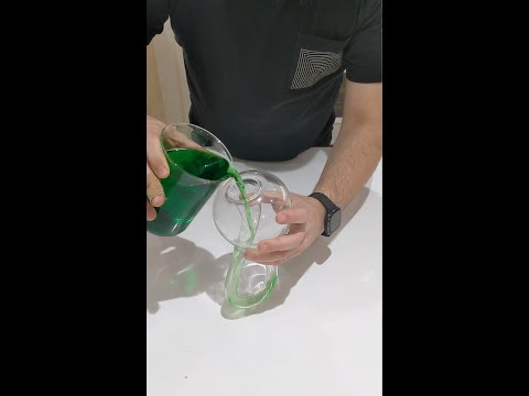 Filling one of the least useful Bottles #KleinBottle