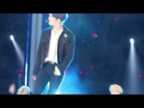 171022 Busan One Asia Festival- Never Ever (fancam)