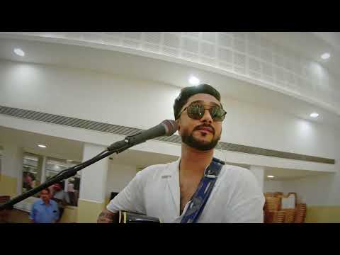 Walking In The Moonlight (Live) - Dilraj Gopi