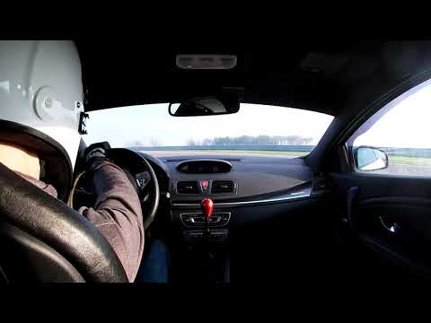 Autodromo Modena Megane 3 rs 350 hp