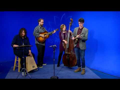 Missy Raines and The New Hip perform 'Rendezvouz'