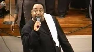 Summer Sing 2001 with Kurt Carr - Clip IX - &quot;Strong and Mighty&quot; &quot;Finale&quot;