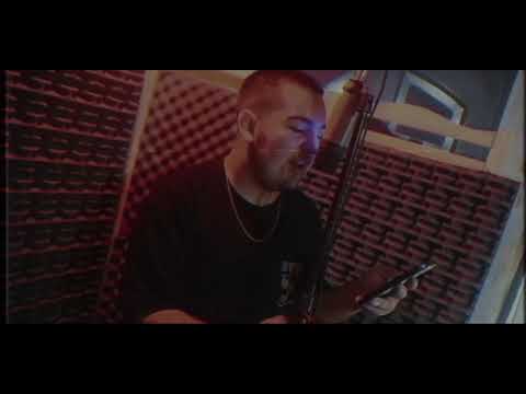 Blowyafree #9 - THOM