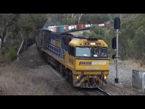 Pacific National 3MP5 approaching Belair