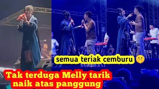 Download lagu THE SECOND MELLY LEFT ONTO THE STAGE - Everyone Screamed Jealousy 🤫 mp3
