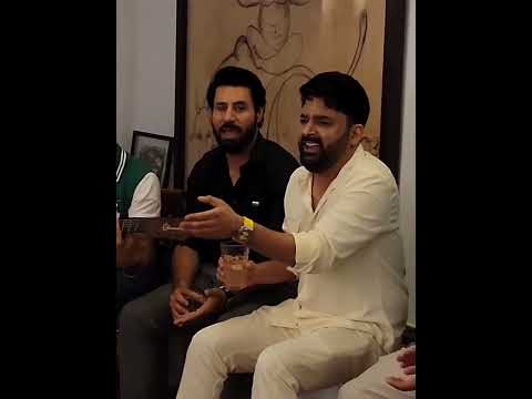 Kapil Sharma Great Gazal , Hungama Hai kyon Barpa Thodi Si Jo Pee Li Hai#kapilsharma#kapil