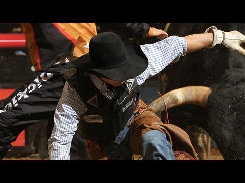 WRECK: Jared Farley takes multiple hits from Cut Leg (PBR)