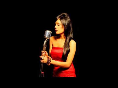 Shaman paiyan tere bina