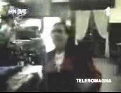 Lorenz Vs. Bee Gees You Should Be Dancing