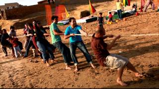 preview picture of video 'Huts@KarachiBeach -- Tug of War Engro @ Tushan'