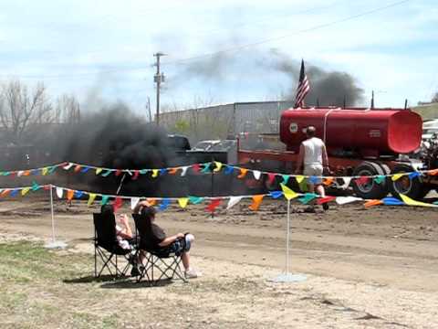 Glenrock Wyoming Truck Pulls (4 of 21)