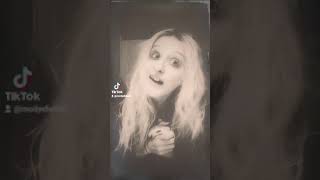 Miss lucy had some leeches - Emilie autumn