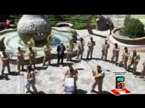 EN MEDIO DE TODO (DR) - INTERNACIONAL ARMONIA ANGUY