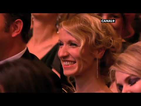 Laurent Lafitte remet le César du meilleur Français dans une actrice Américaine.