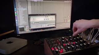 Video thumbnail for Ampeg SVT-VR Classic - Playthrough - Subharmonicon and Amp | Plugin Alliance by Plugin Alliance