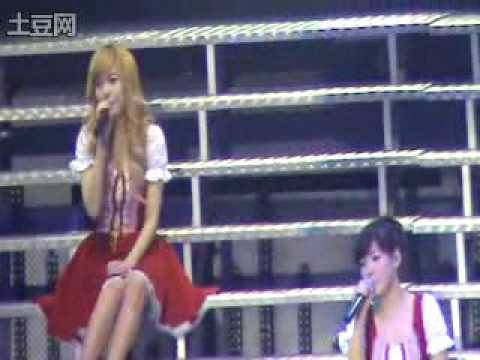 [Fancam] 100417 Jessica SNSD - Dear Mom@1st Asia tour in Shanghai
