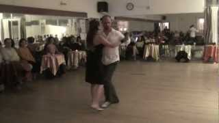 Katerina SAKKA & Michalis SOUVLERIS / Milonga 2/2 / La PITUCA Montpellier (20 04 2012)