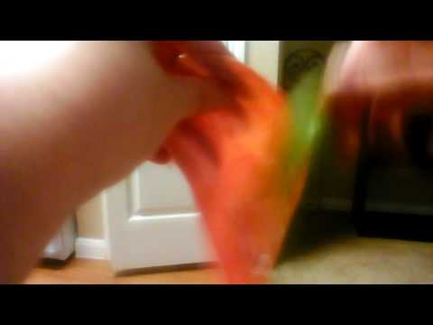 How does Teal Swan flick her bean!?