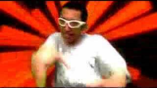 Download lagu kungpow chickens - hey bilang sama mama mp3 Download lagu kungpow chickens - hey bilang sama mama mp3