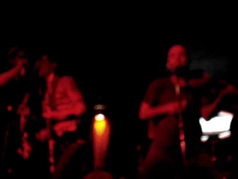 La Cascara Mascara-Edu Schmidt en vivo en Makena ( Nov.2008)