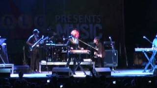 Cyndi Lauper sings Rollin and Tumblin during Toronto Pride Week 2010