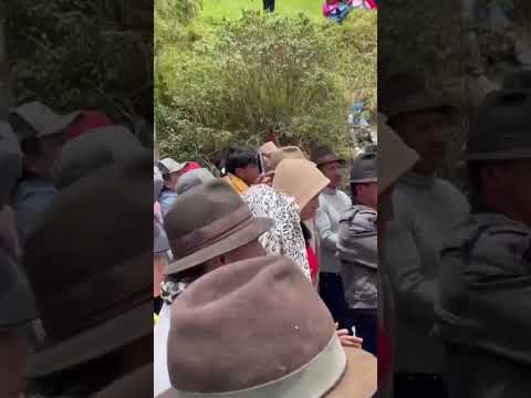 Una joven de Chunchi en Chimborazo, le cantó las verdades al presidente de la CONAIE, Marlon Vargas