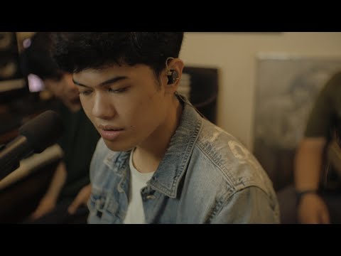 See You On Wednesday | Nuca  - Diamonds (Rihanna Cover) Live Session