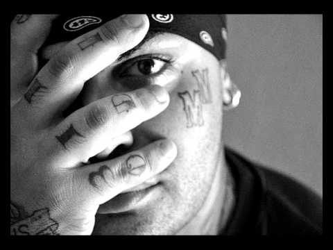 Er Gitano Feat. SenzaRazza - Chiusi Nelle Celle