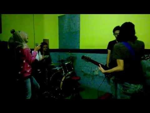 Kaganga Titik Dua Band - Cinderella (Radja cover)