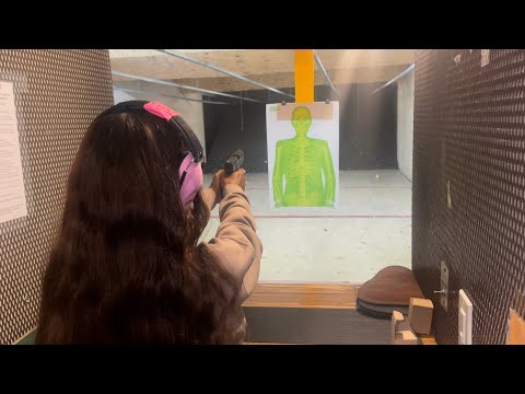 NEW GUN RANGE VLOG 💥! (LETTING CHRISTIAN HIT THE AR FOR THE FIRST TIME😯)