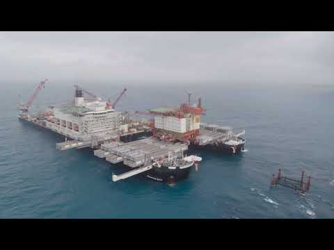 Pioneering Spirit removes the Valhall QP topsides on 14 June 2019