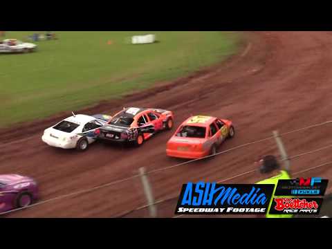 Modified Sedans: Prelude to the Royal - Race Highlights - Kingaroy - Dec 2017