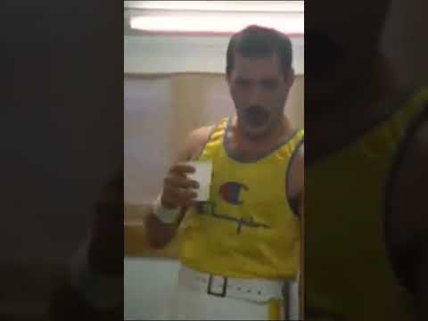 Tag the Roger to your Freddie 🤝 #queen #rogertaylor #freddiemercury #shorts