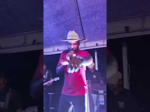 forro Arrocha nela (com.jacare) icarai de Minas.