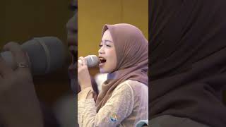 Download lagu Alma Esbeye - Ghannili #omlukman #lhhvideostudio #almaesbeye mp3 Download lagu Alma Esbeye - Ghannili #omlukman #lhhvideostudio #almaesbeye mp3