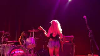 Nashville Pussy “Till The Meat Falls Off The Bone”