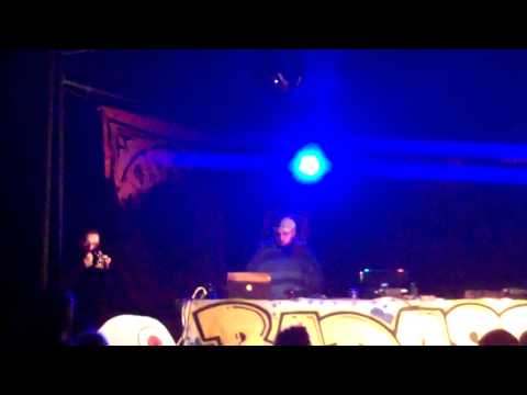 Emakha live drum and Bass Molodoi, Astrofonik Bad Assembly 25.02.2011Part2 .MP4