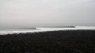 preview picture of video 'Surfing Thorli Point, Iceland'