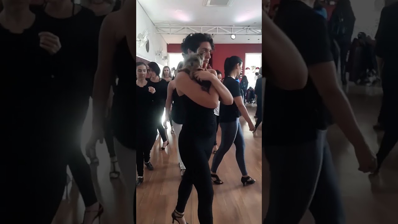 Aula Tango de Luciana Mayumi para conduzid@s no Las Chicas Tangueras