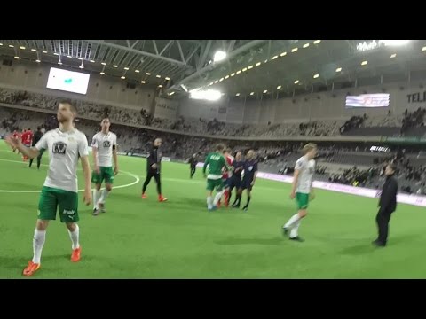 Matt Pyzdrowski tackar HIF-supportrarna på Tele2 Arena