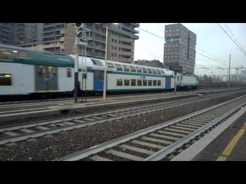 E464 238 XMPR+6 2 piani XMPR e Trenord - Milano Greco 16/12/2015