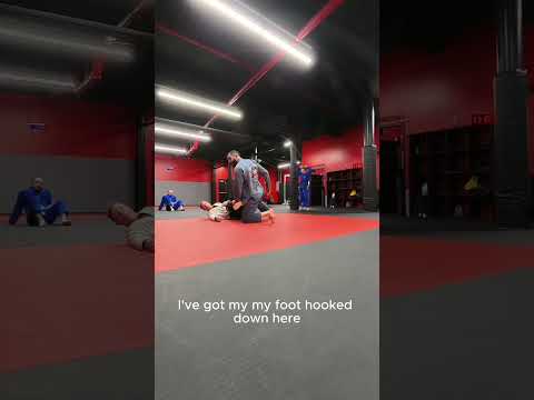 Stopping the pass in Jiu-jitsu #bjj