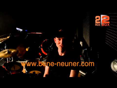 Bene Neuner Drummer of Glasperlenspiel live on stage with 2BOX