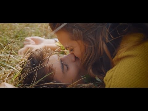 Amadea Begovic - Svet v barvah (Official Video)