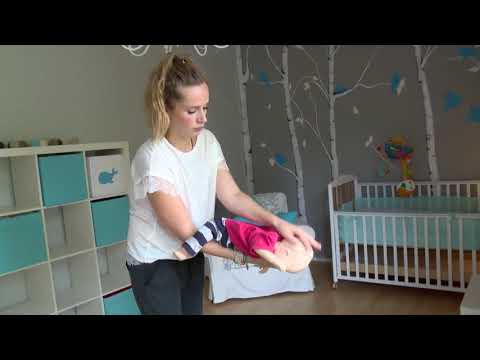 Zakrztuszenie niemowlaka: co zrobić, by pomóc dziecku?