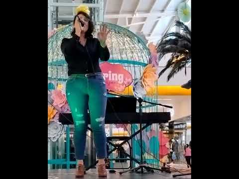 Sin tanto llorar. Claudia Miranda. Plaza Valle Orizaba Ver. 