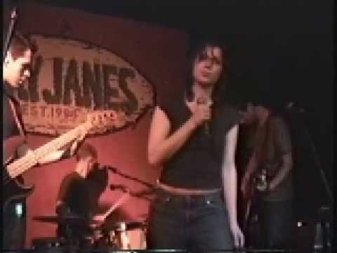 Sarah Shannon Part 2 (Lead Singer of Velocity Girl) 2002 Houston Live Concert
