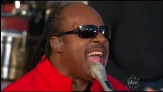 Stevie Wonder - That's what christmas means to me (Disney Christmas 2009)