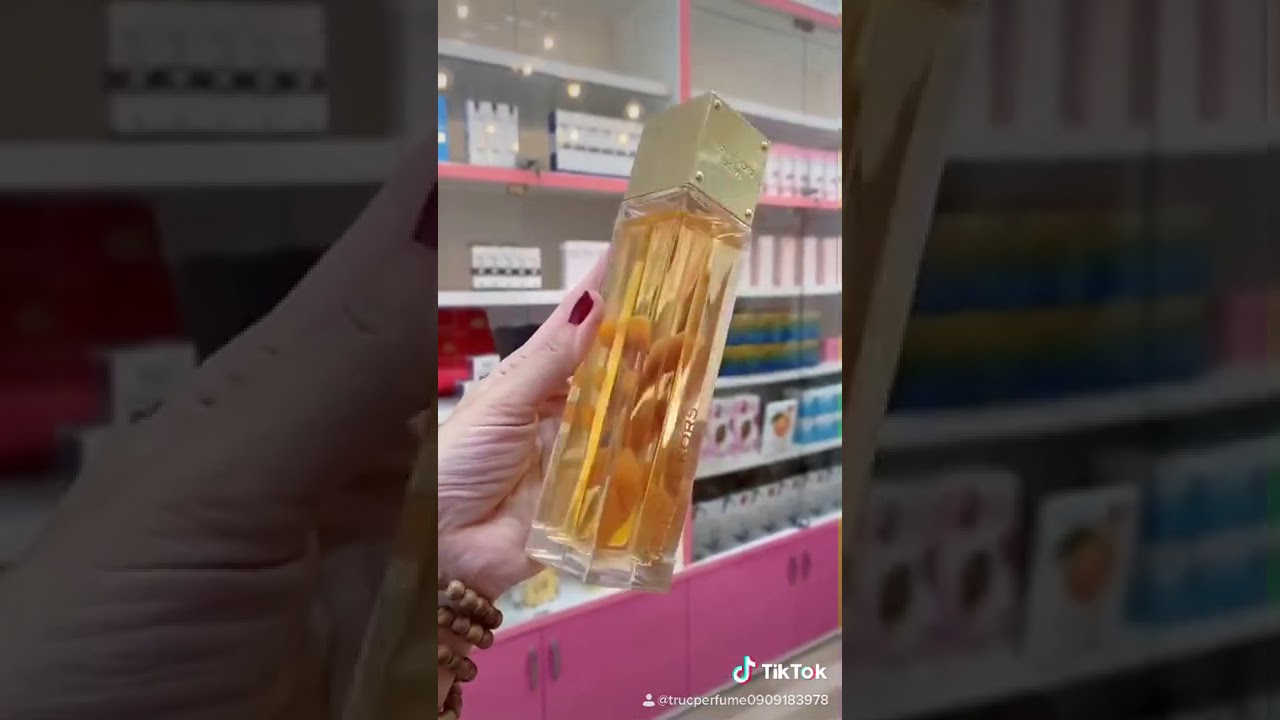 𝐌𝐢𝐜𝐡𝐚𝐞𝐥 𝐊𝐨𝐫𝐬 𝐒𝐞𝐱𝐲 𝐀𝐦𝐛𝐞𝐫 𝟏𝟎𝟎𝐦𝐥 𝐄𝐝𝐩 (𝐕𝐚̀𝐧𝐠)